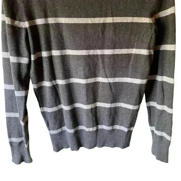 Gap Knit Sweater Men's Long-sleeve V-neck Stripes Grey Size S - Picture 6 of 11